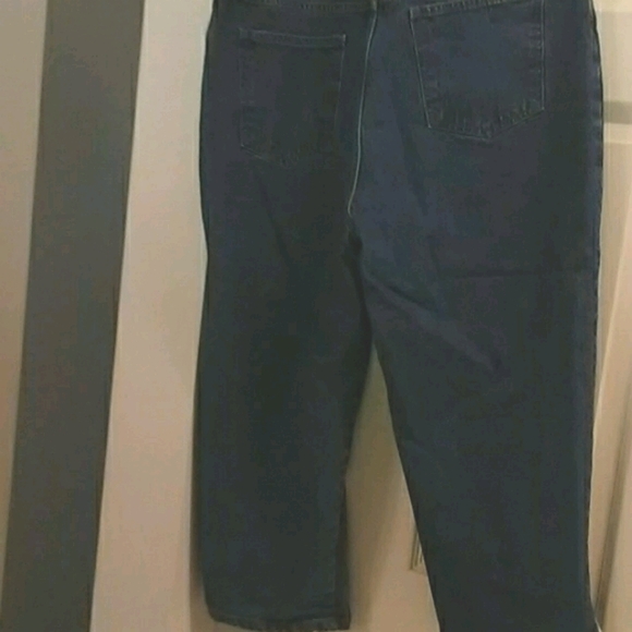 Capri Lot - Picture 6 of 8